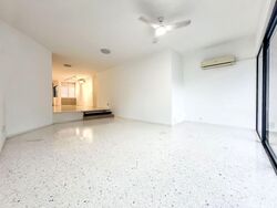 Garden Apartment (D10), Apartment #594178021